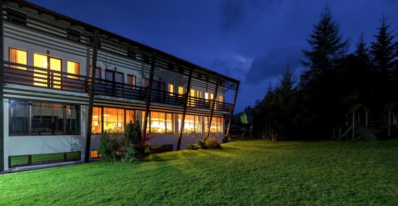 Casa Muntelui Fundata Exterior foto